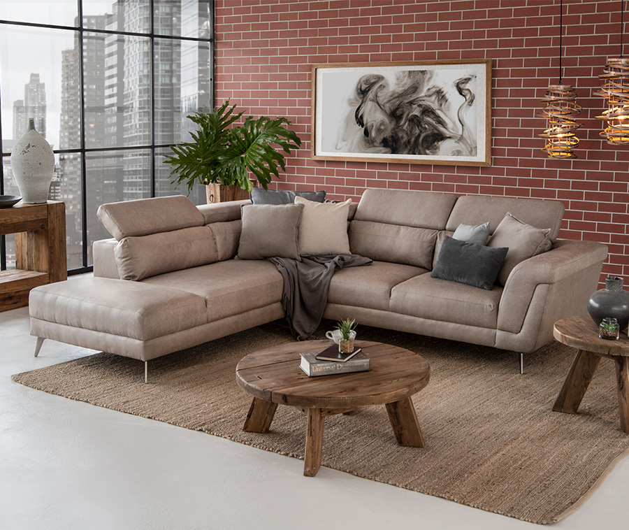 natural_light_on_brick